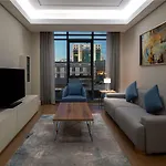 Moevenpick Living West מלון *