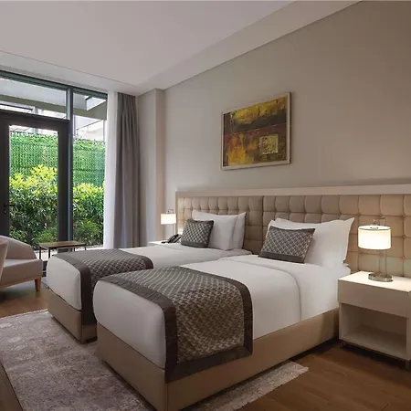 Hotel Moevenpick Living West