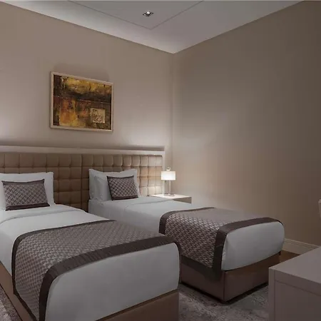 Moevenpick Living West Hotel *