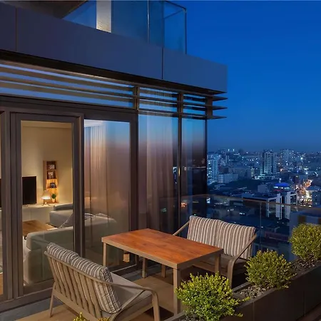 Ξενοδοχείο Moevenpick Living West