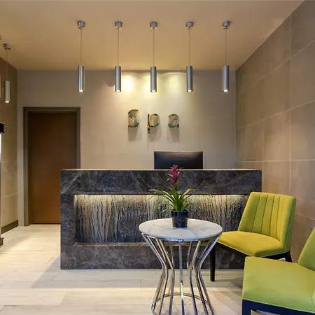 Moevenpick Living West