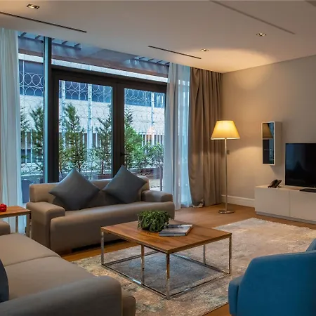 Moevenpick Living West Ξενοδοχείο