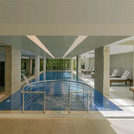 Moevenpick Living West Otel İstanbul