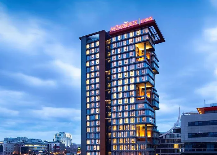 Отель Moevenpick Living West *