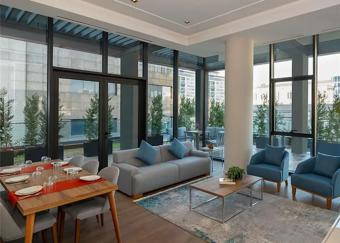 Moevenpick Living West Отель *